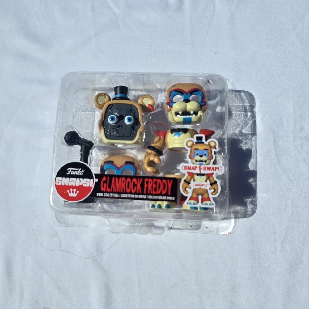 Funko SNAPS! Five Nights at Freddy's Security Breach Glamrock Freddy Snap & Swap